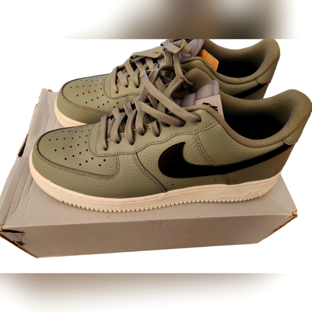 AIR FORCE 1, Gray, Black, and White 9.5 Sneakers! No Box
